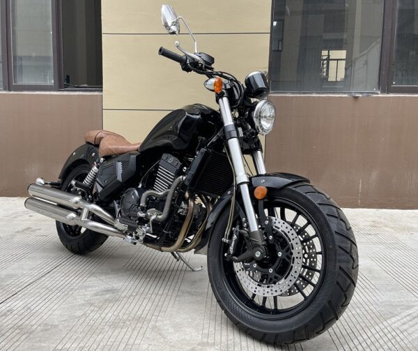 Vitacci Cruizer 250cc Motorcycle, 4-Stroke, 2-Cylinder, Water-Cooled Engine, Electric Start, Aluminum Wheels - Image 4