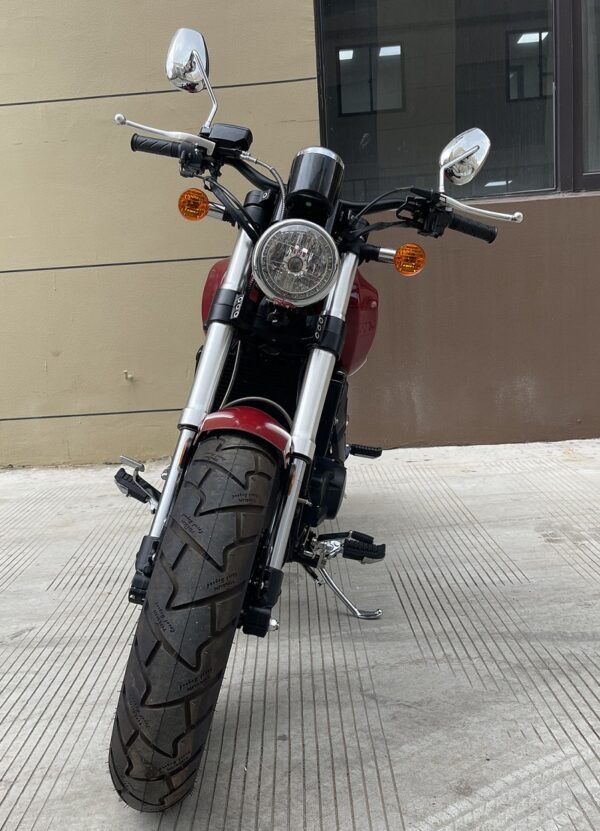 Vitacci Cruizer 250cc Motorcycle, 4-Stroke, 2-Cylinder, Water-Cooled Engine, Electric Start, Aluminum Wheels - Image 5