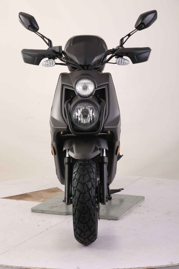 Vitacci Nitro 150cc Scooter, 4-Stroke, Single Cylinder, Air-Cooled, Aluminum Rims - Image 9