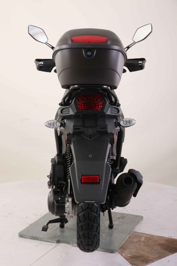 Vitacci Nitro 150cc Scooter, 4-Stroke, Single Cylinder, Air-Cooled, Aluminum Rims - Image 10