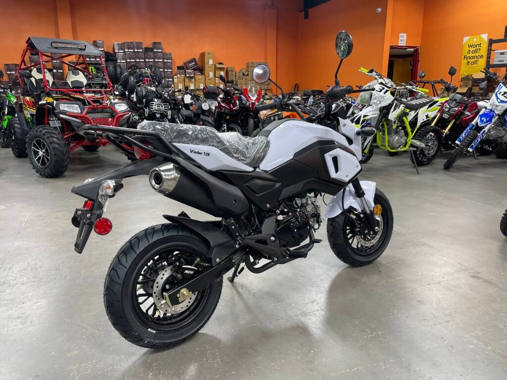 Boss Motor Vader 125 Street Bike | Shop 125cc Street Legal Bike