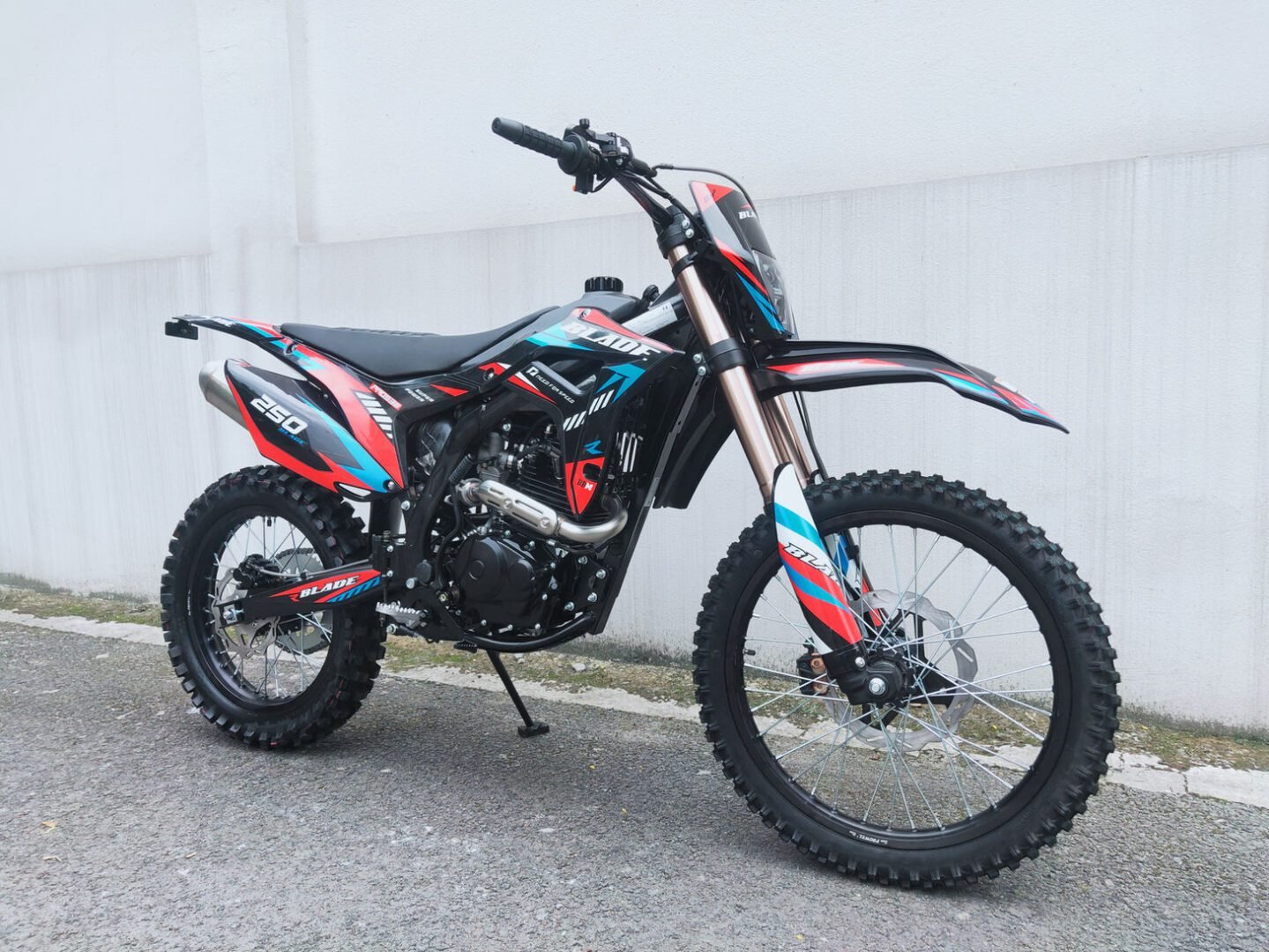 RPS Blade 250CC Dirt Bike, 5-Speed Manual Transmission, 4-Stroke Single-Cylinder Engine, Air-Cooled, Dual Electric & Kick Start, Hydraulic Disc Brakes - Image 13