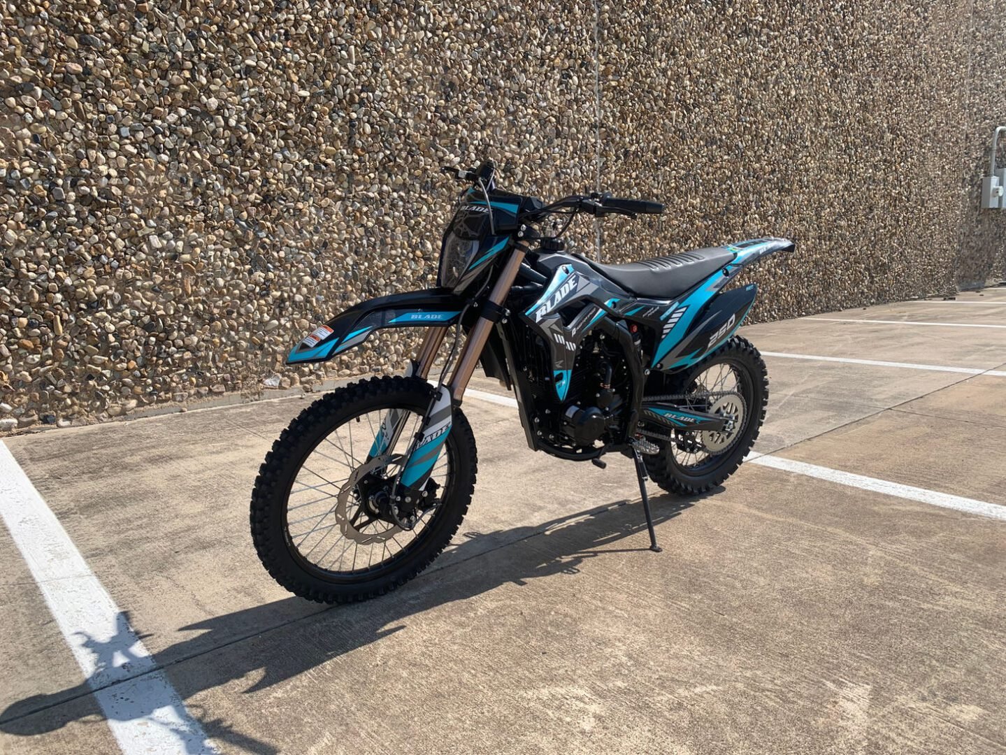 RPS Blade 250CC Dirt Bike, 5-Speed Manual Transmission, 4-Stroke Single-Cylinder Engine, Air-Cooled, Dual Electric & Kick Start, Hydraulic Disc Brakes