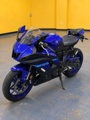 2024 YAMAHA YZF-R7 (IN STORE)