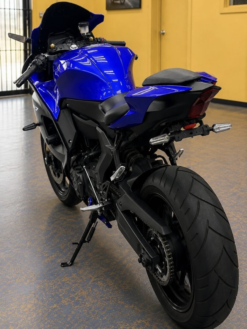 2023 YAMAHA YZF-R7 - Image 5