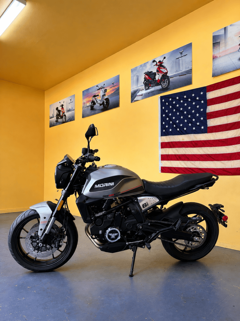 Moto Morini Seiemmezzo STR 650 (In store) - Image 4