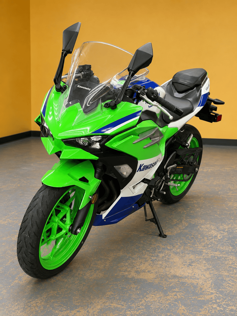 2024 KAWASAKI EX500JRFBL NINJA 500 SE 40TH ANNIVERSARY (IN STORE) - Image 4