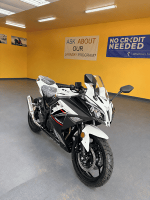 Alternative view of Vitacci GTX 250 EFI (In Store)