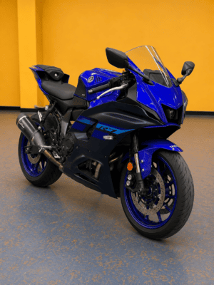 Alternative view of 2024 YAMAHA YZF-R7 (IN STORE)