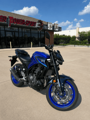 Alternative view of Yamaha MT-03 (In Store)