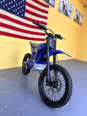 Alternative view of Throne Cycle Strike 60V (In Store)