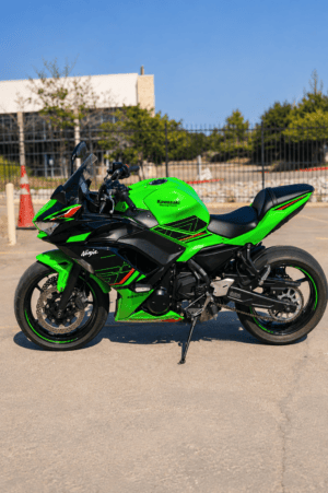 2024 KAWASAKI NINJA 650 ABS KRT EDITION (IN STORE) - Image 3