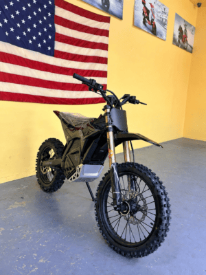 Alternative view of Throne Cycle Strike 72V